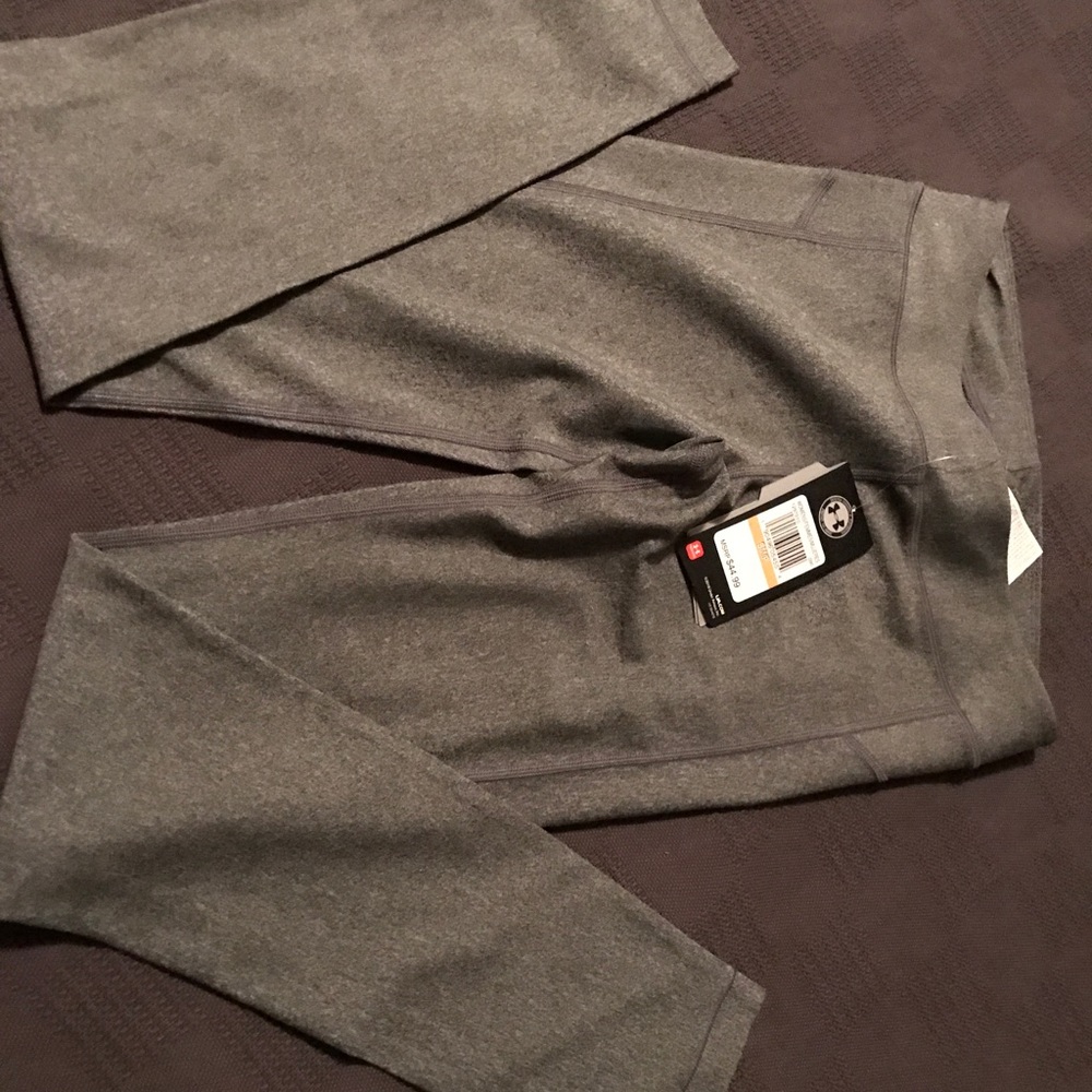 Grey Under armor exercise leggings